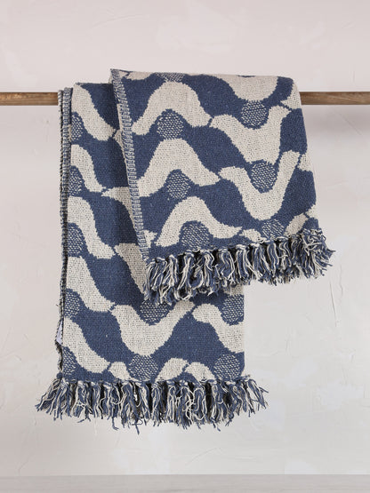 Santena Throw - Flowing Print - Recycled Cotton - Deep Blue, Neutral