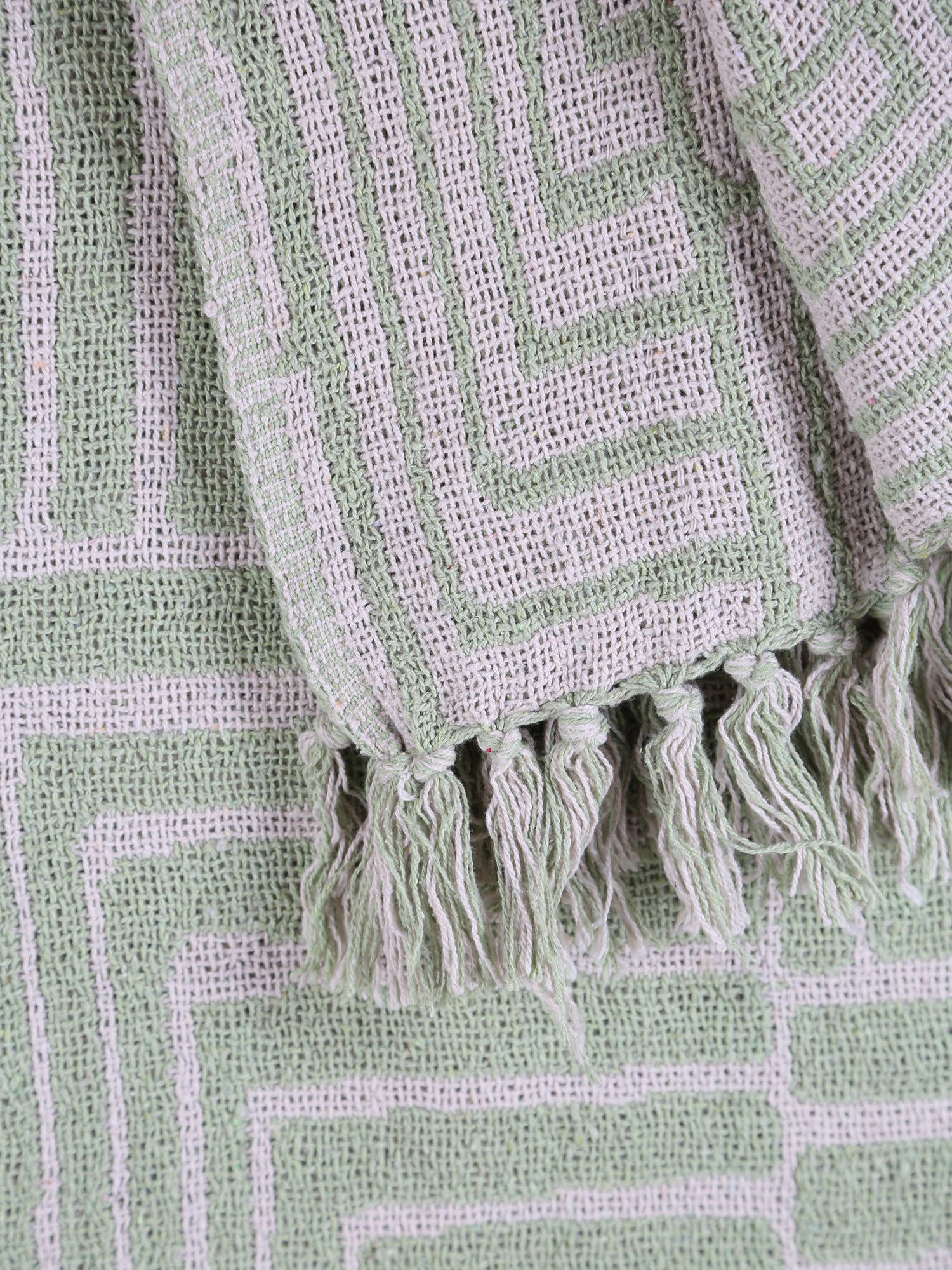 Velva Throw - Tiled Print - Recycled Cotton - Pistachio Green
