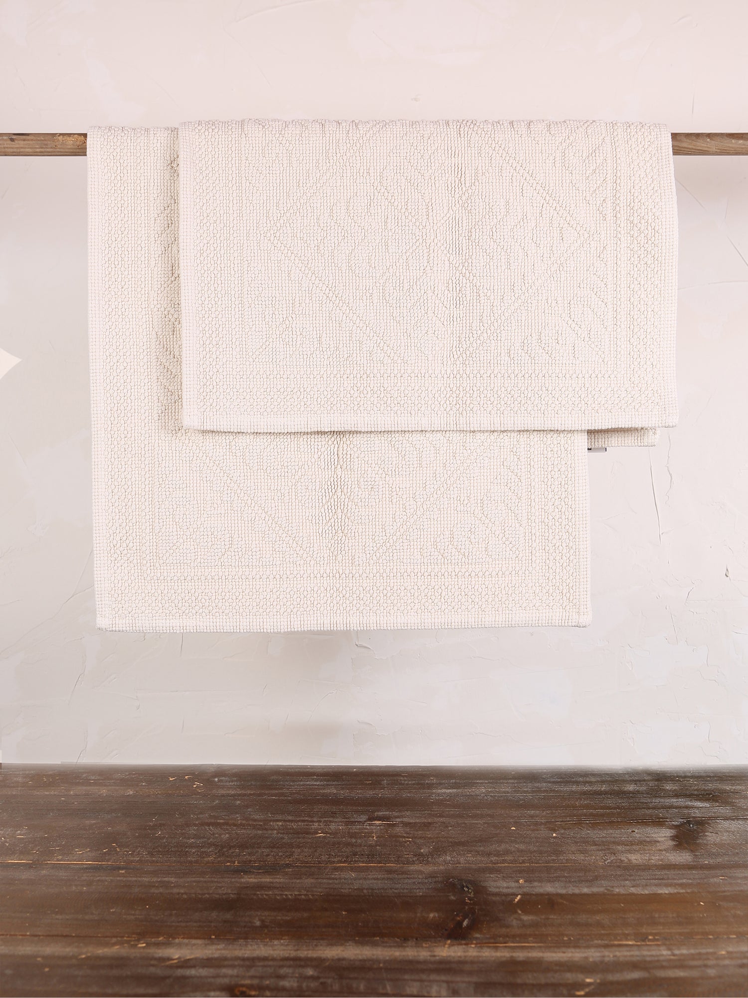 Enzo Bath Mat - Chalk - 54x64cm