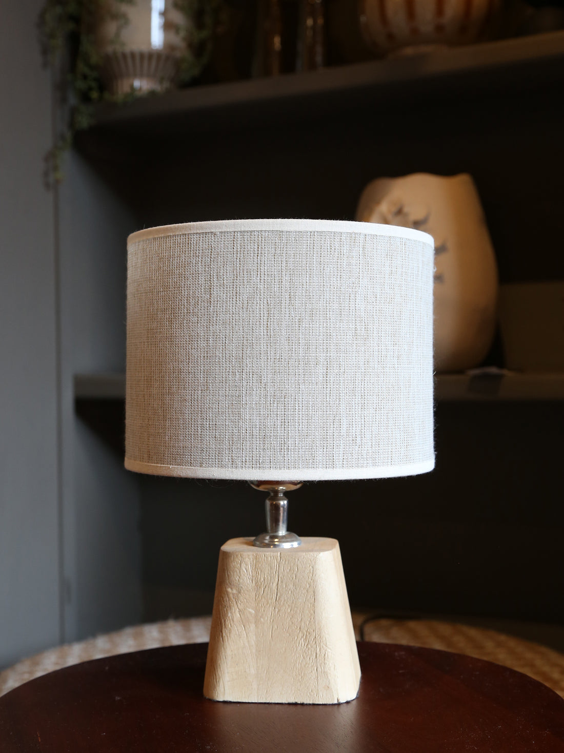 Kardan Natural Wooden Lamp - Linen Shade