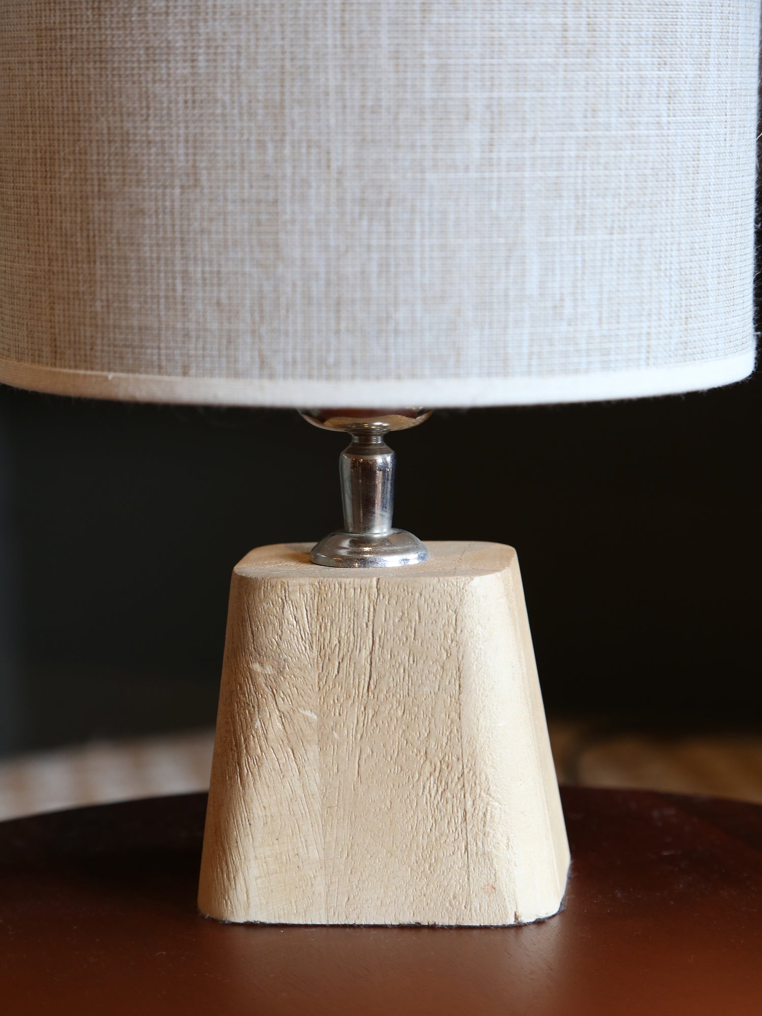 Kardan Natural Wooden Lamp - Linen Shade