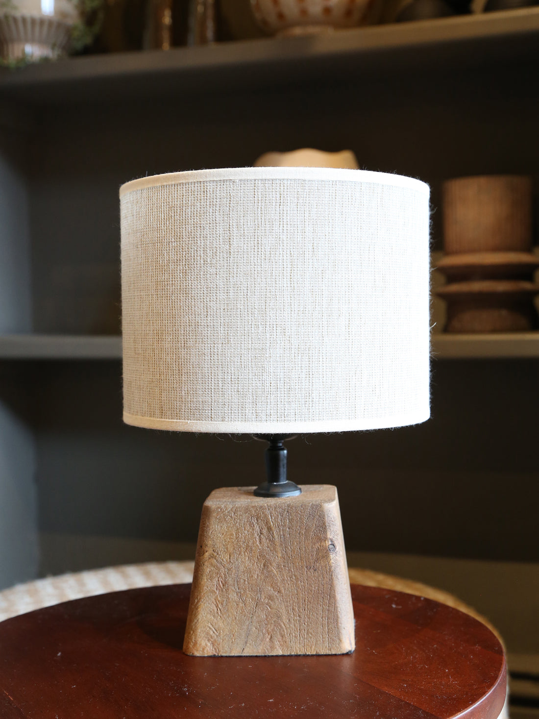 Kardan Dark Wooden Lamp - Linen Shade