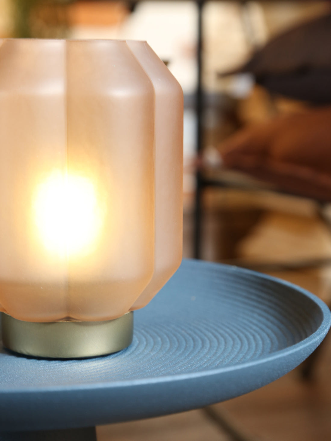 Yvias Table lamp - LED Matt Glass - Orange, peach &amp; Gold