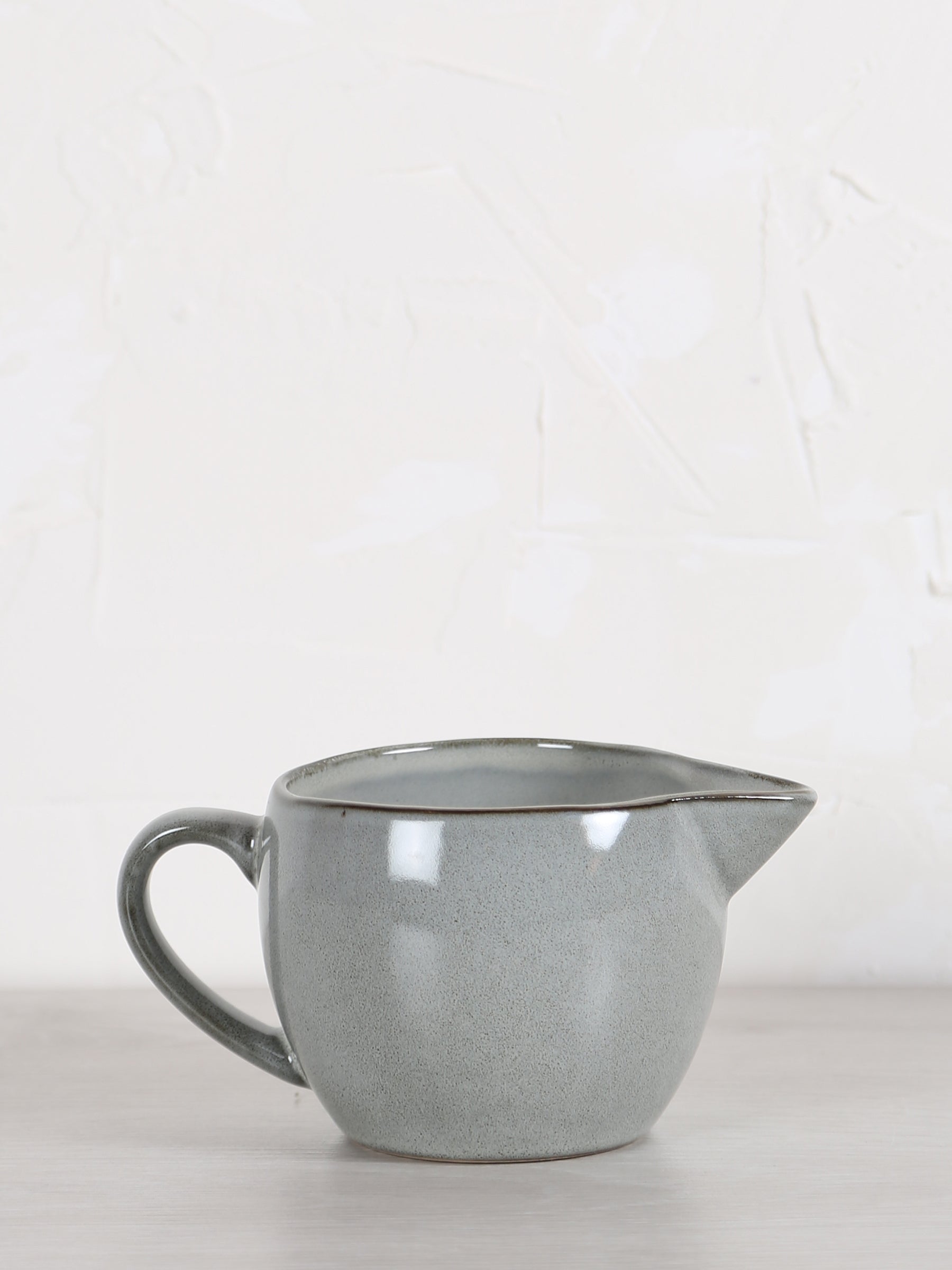 Amera gravy boat - Grey