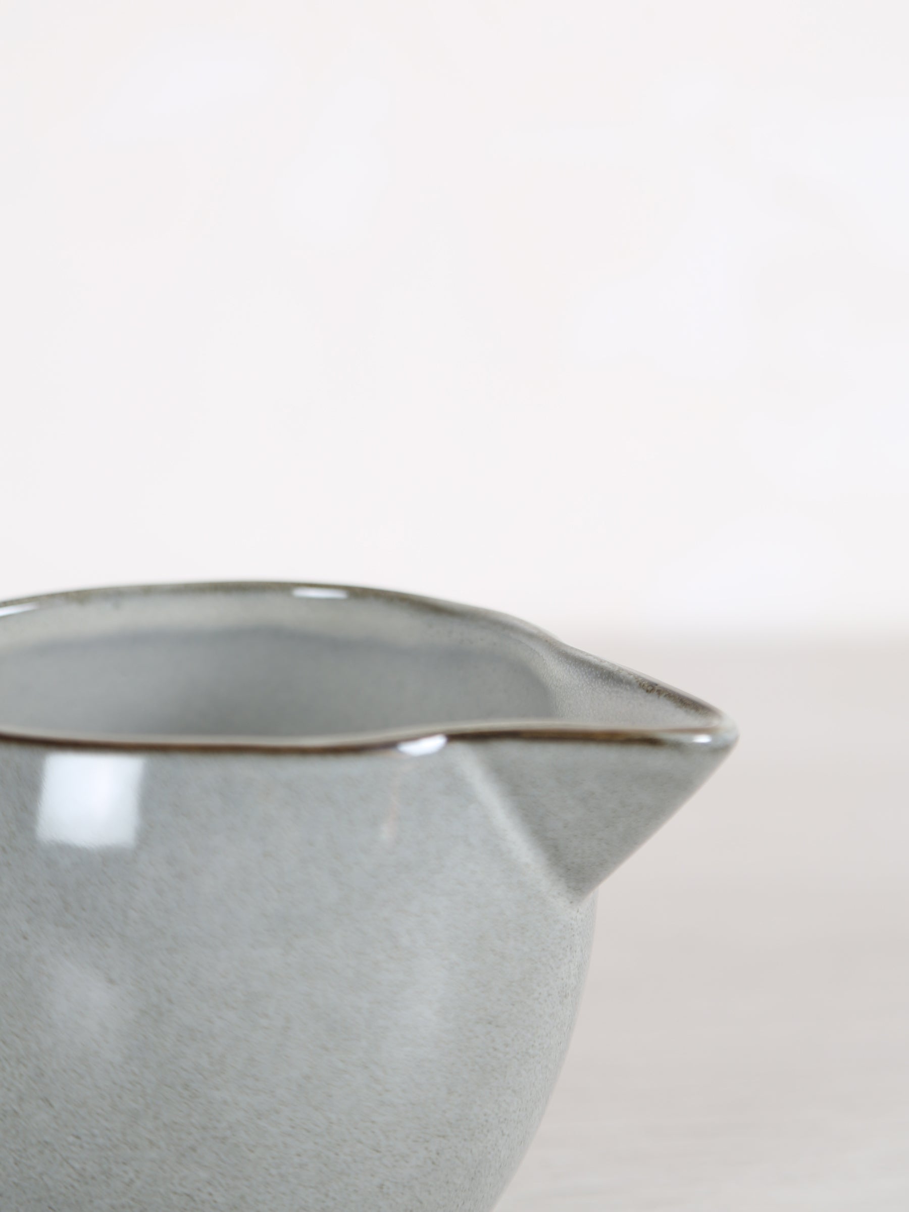 Amera gravy boat - Grey