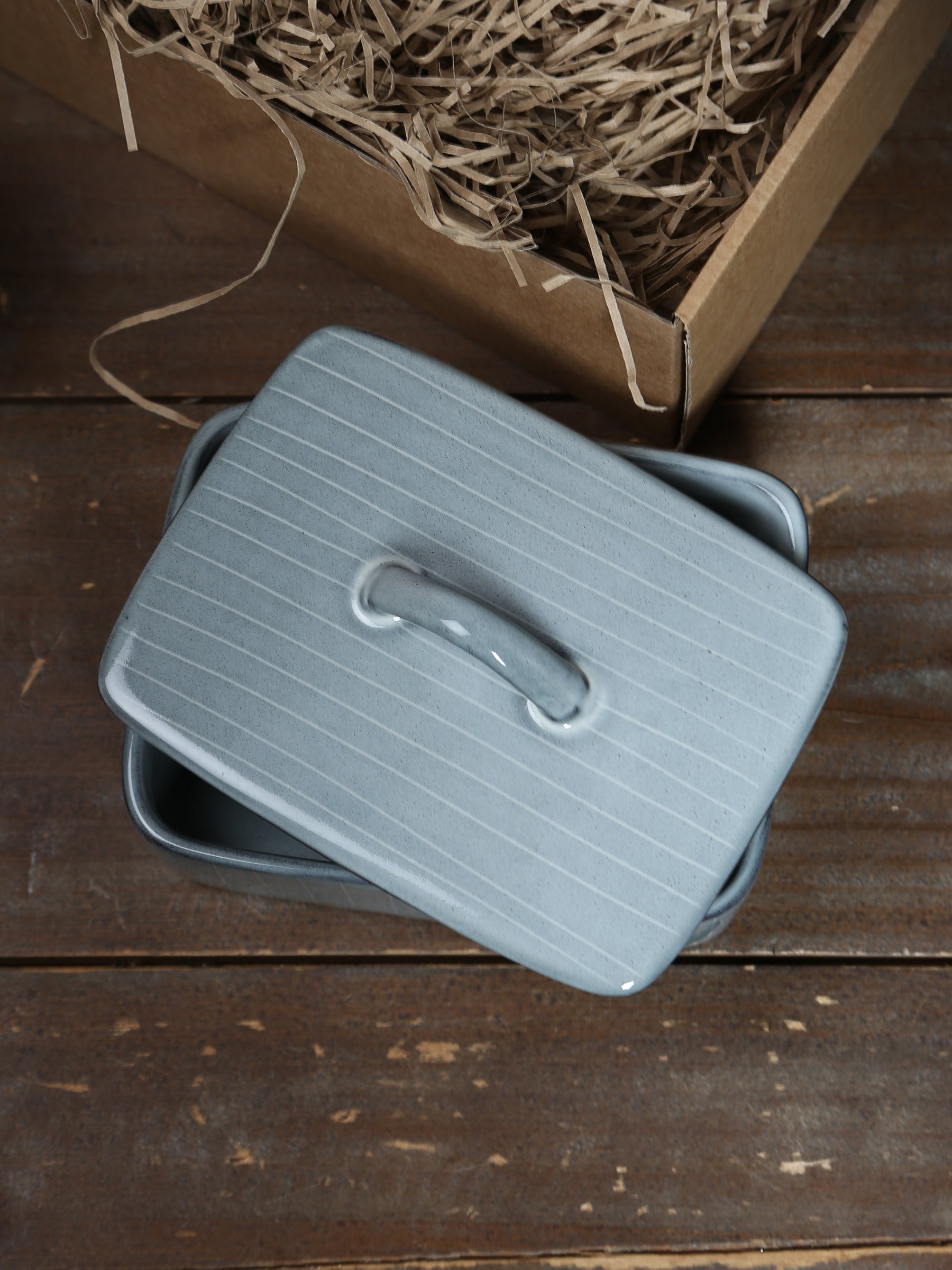 Broste Butter Dish &amp; 2 Mug Set - 2 Colours Available