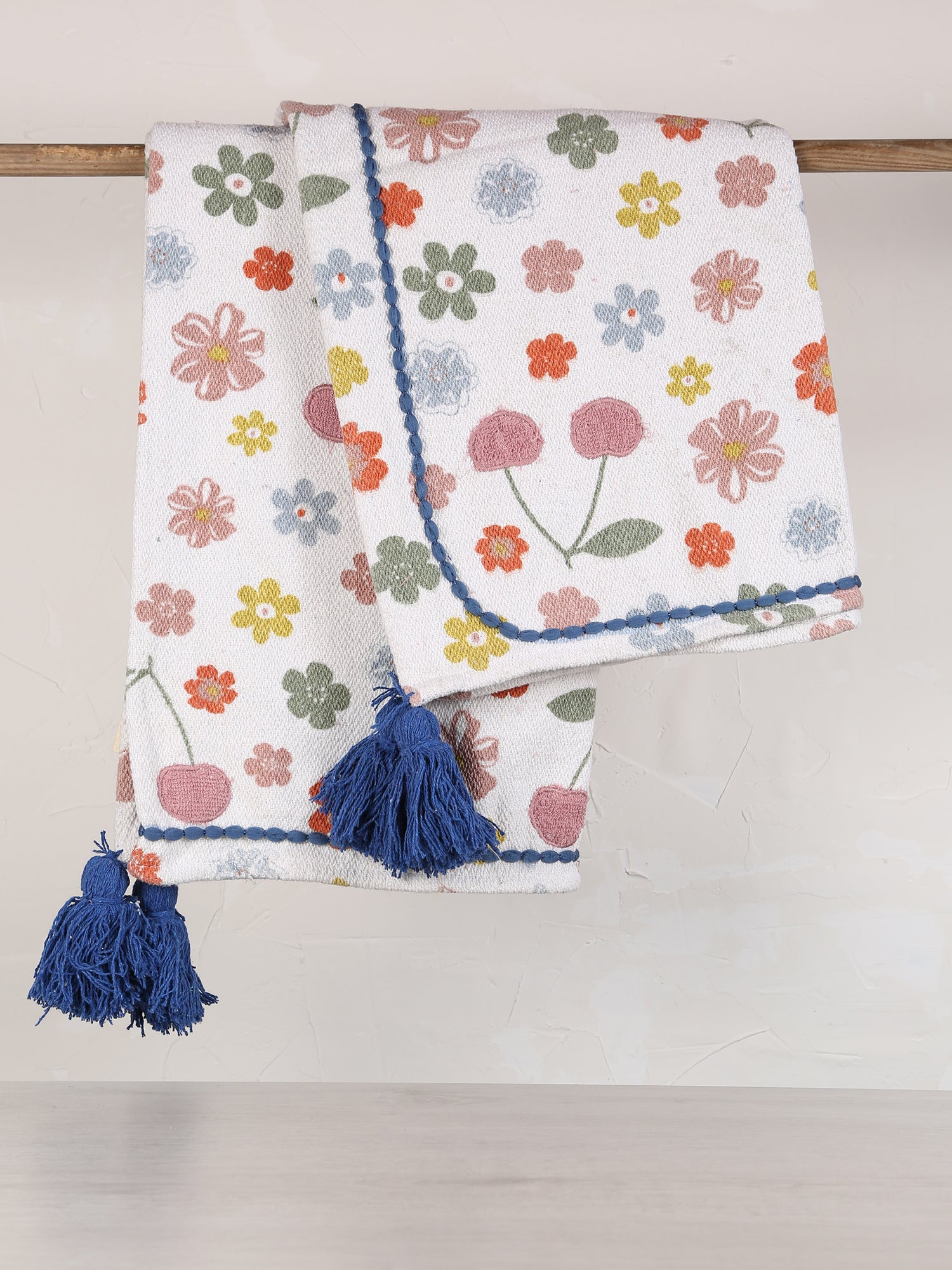 Cherry Throw - Floral Printed - Recycled Cotton - Pastel Tones