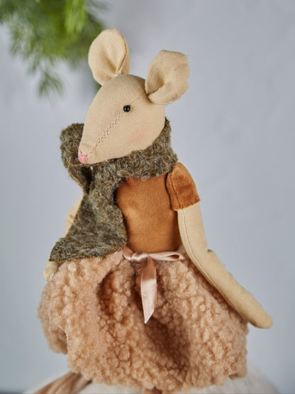 Mabel The Enchanting Dancing Elk