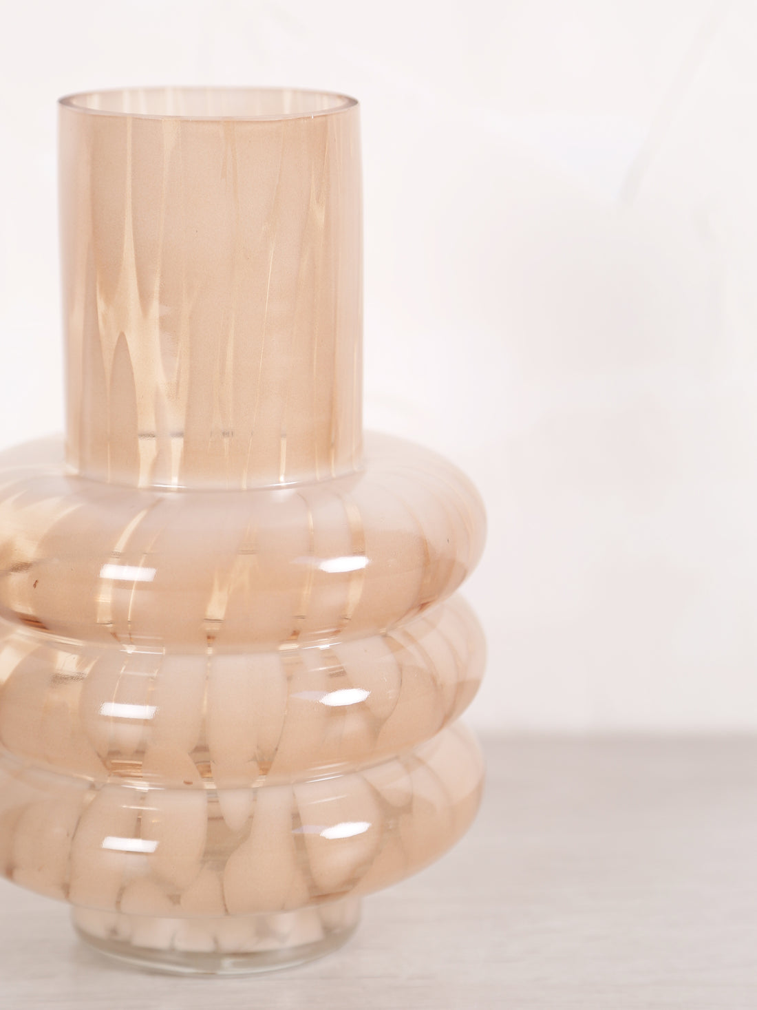 Ceccinae glass zoom in vase - light brown