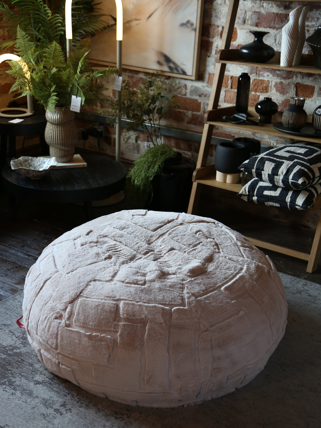 Tovi Geometric Textured Pod - 2 Sizes Available