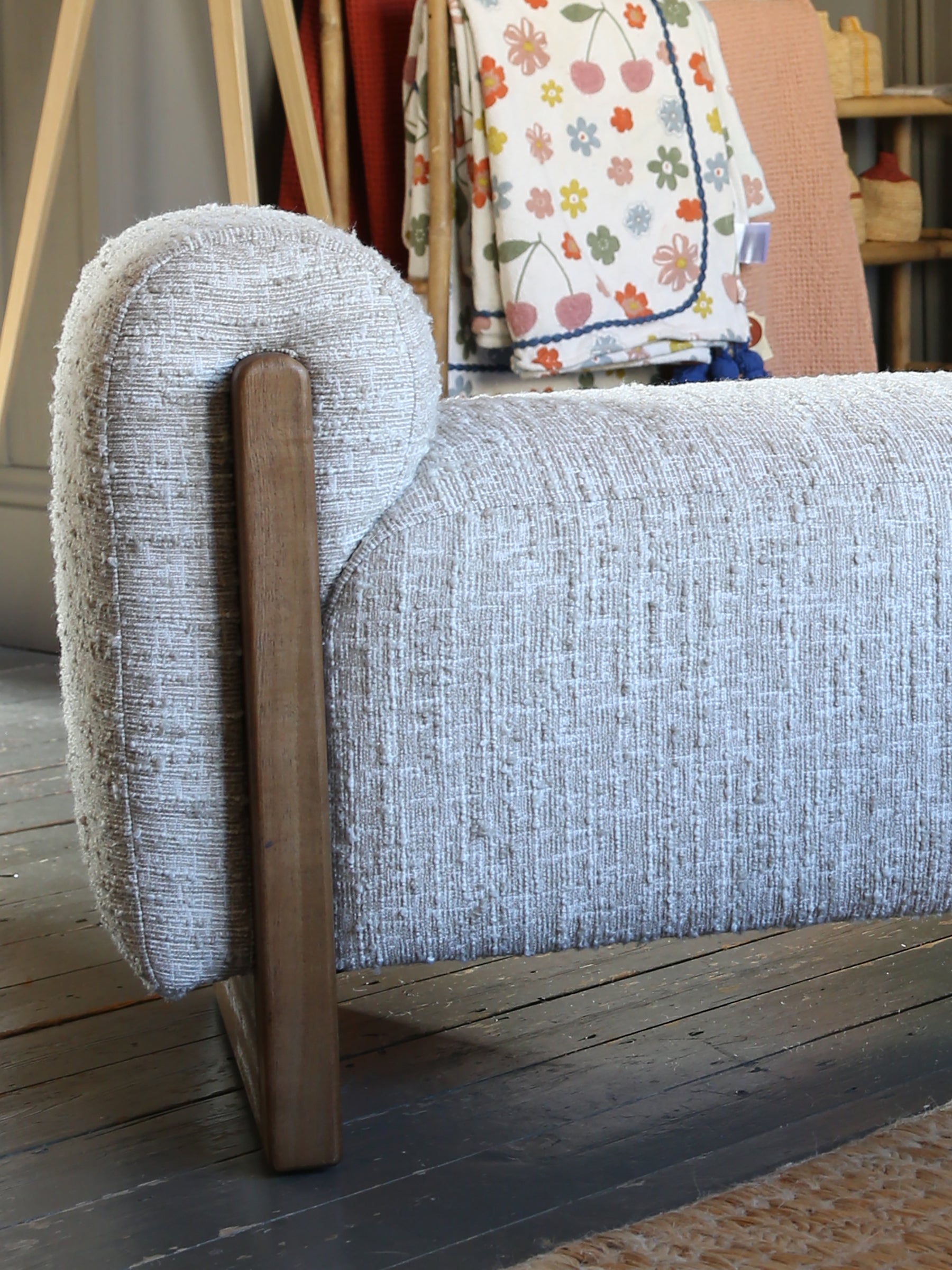 Eedara Bench - Ecru