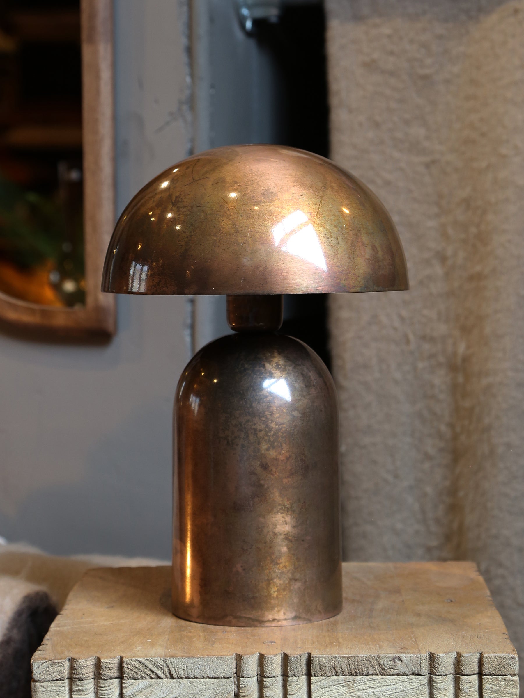 Tolima Table lamp - Copper, Bronze Coloured Metal - 23x35 cm