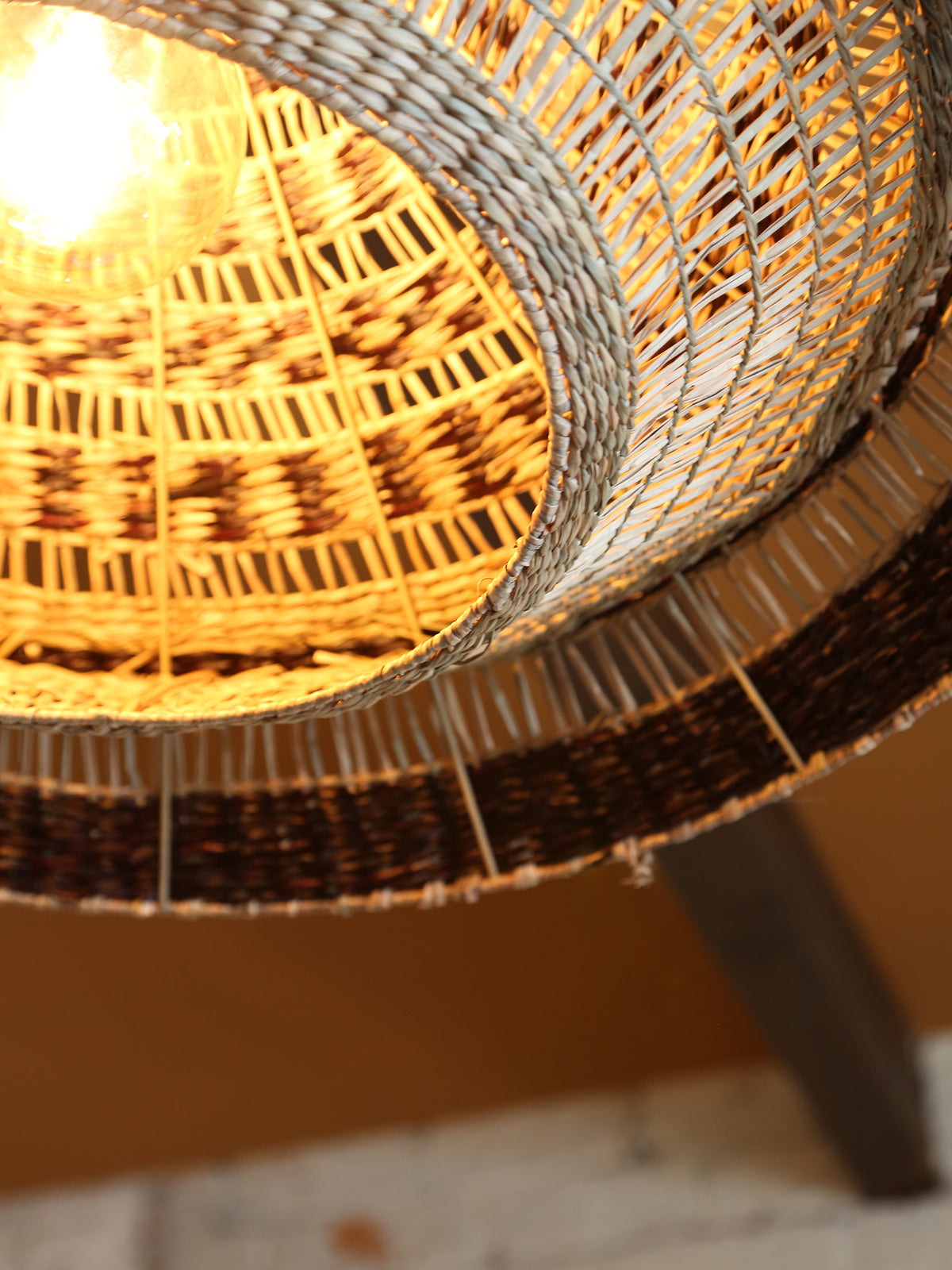 Owana Hanging lamp - Seagrass Woven Brown Accents- 80x30 cm