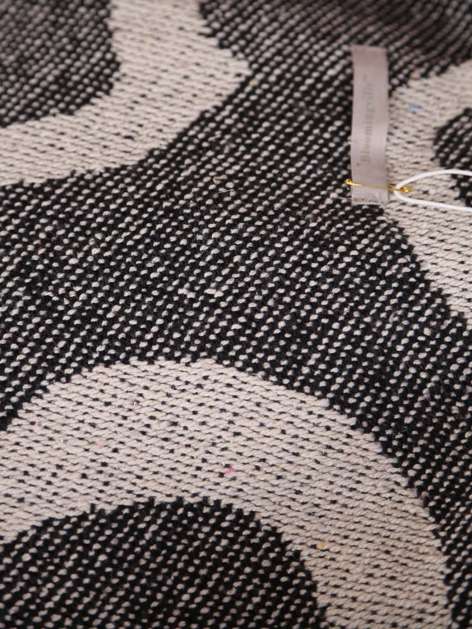 pick your own cosy throw box