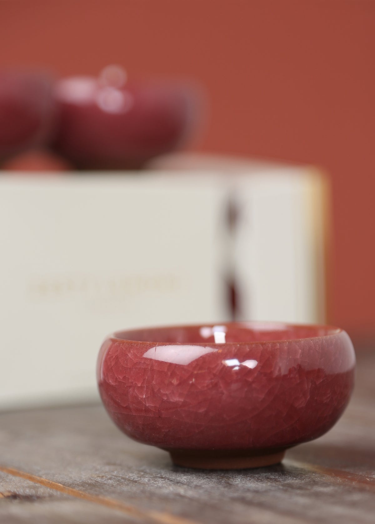 Under the Tree: Burgundy Tea Light Cracker - Set of 3