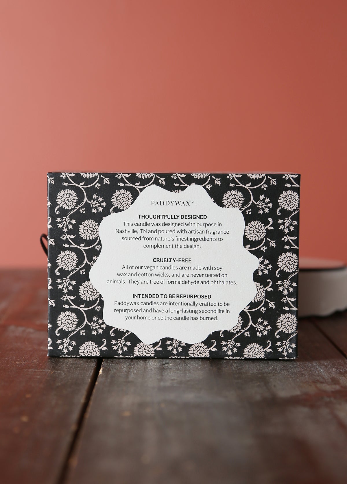 Cherie Black Fig &amp; Olive Soy Candle 5.5oz