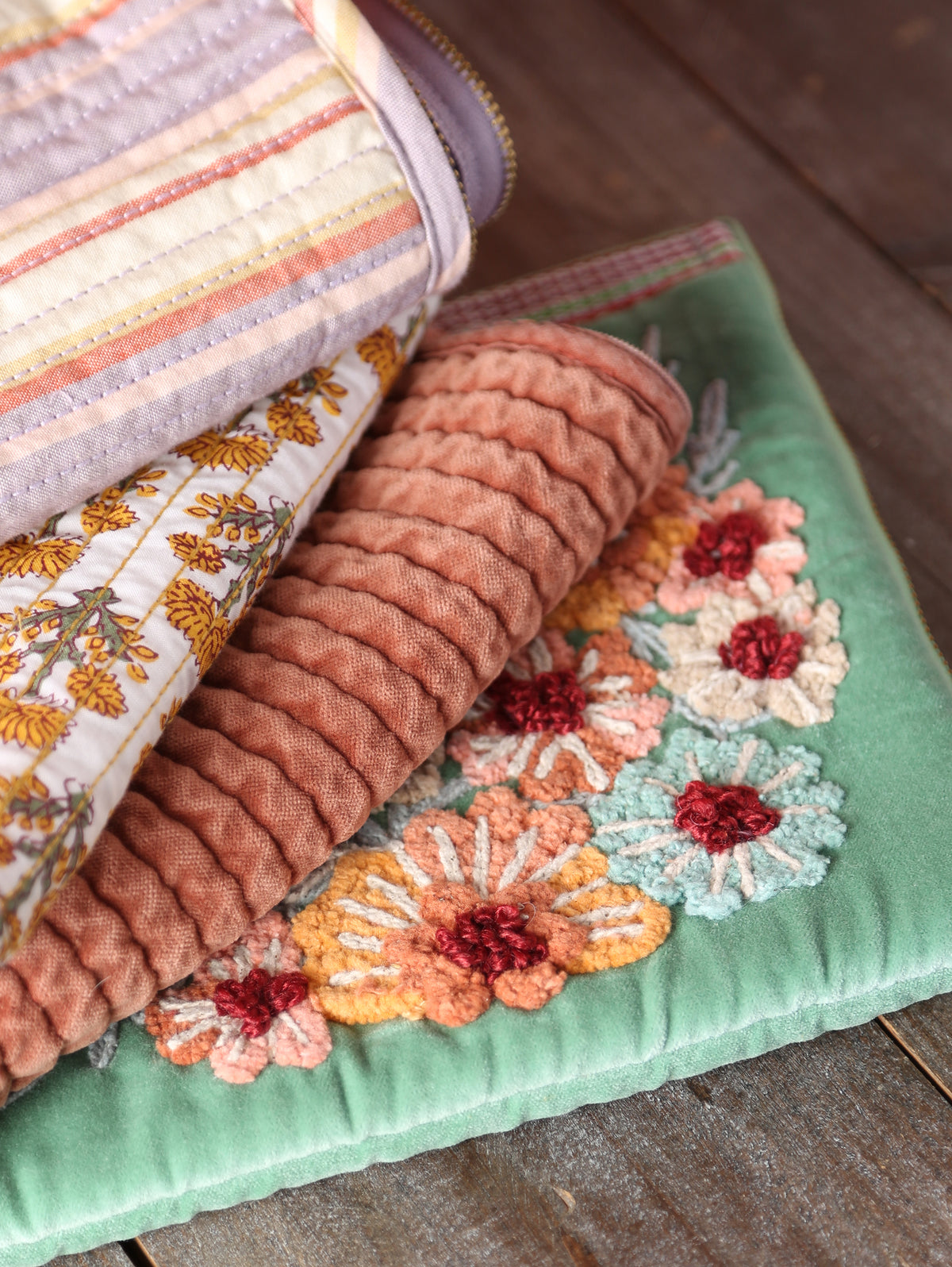 Velvet Quilted Cotton Washbag - Burgundy