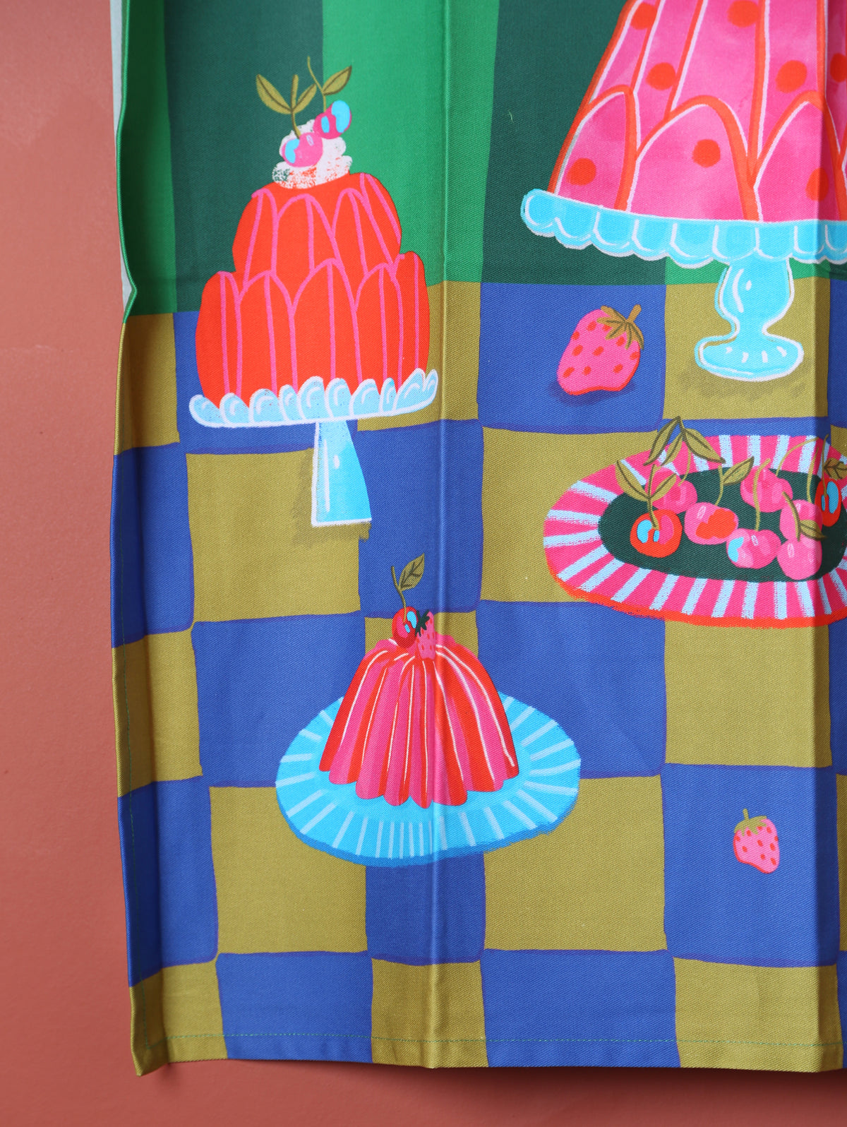 Hijinx Tea Towel - Having A Wobble