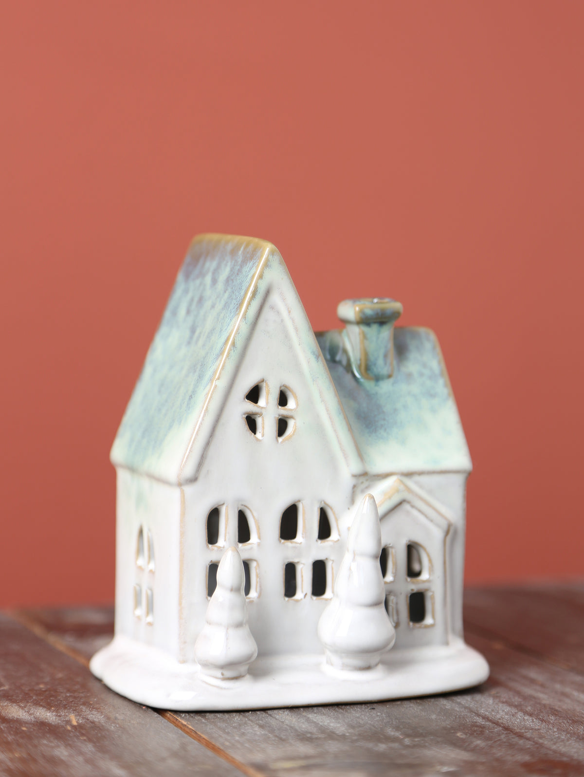 Ceramic Glowing Pine Cottage - Evergreen