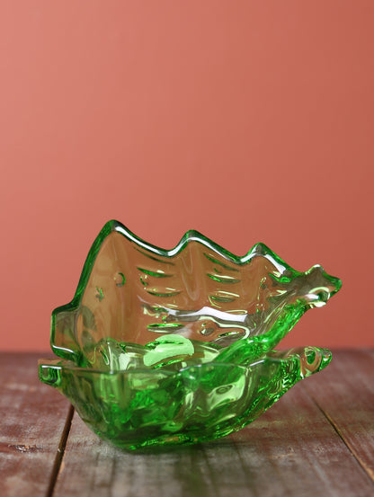 Christmas Tree Glass Bowl - Textured Green