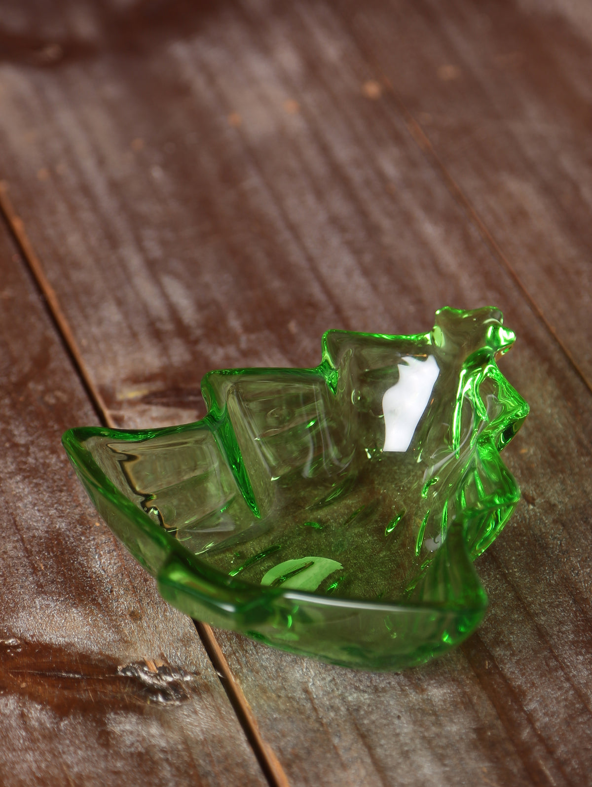Christmas Tree Glass Bowl - Textured Green