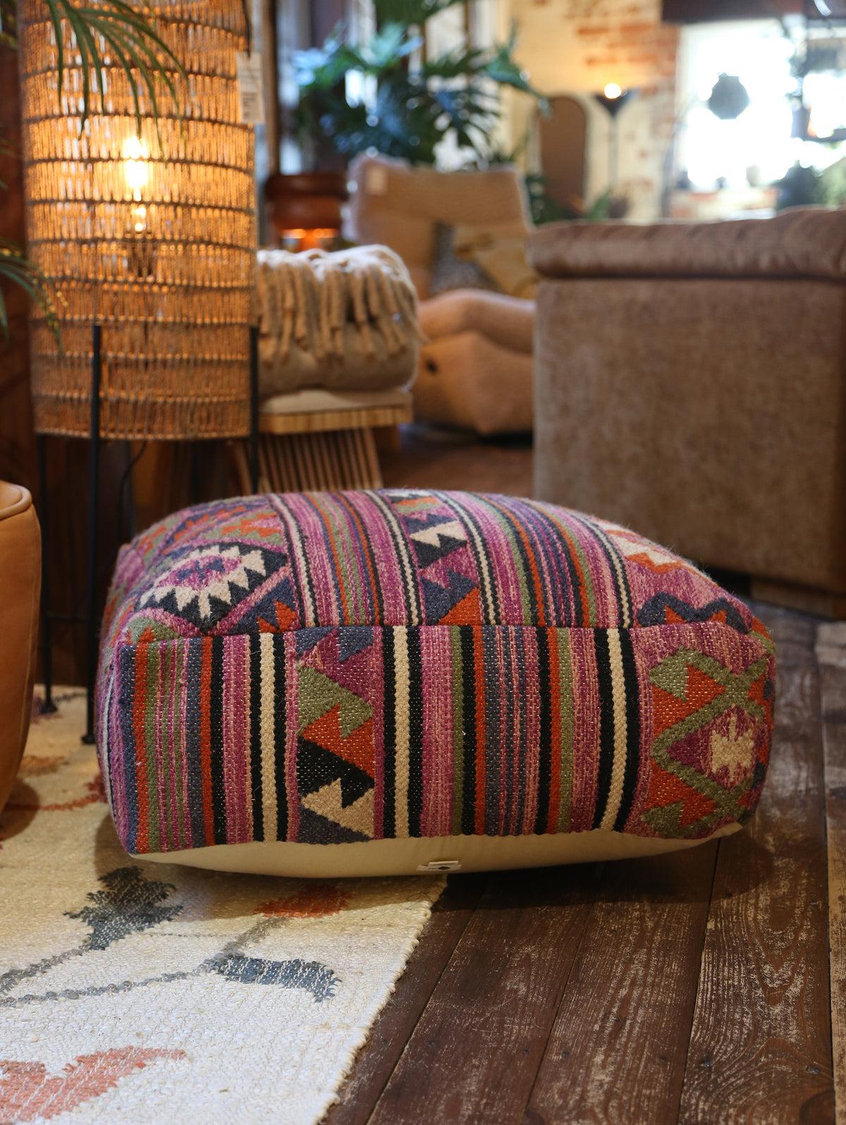Handwoven Jute Poufe - Plum