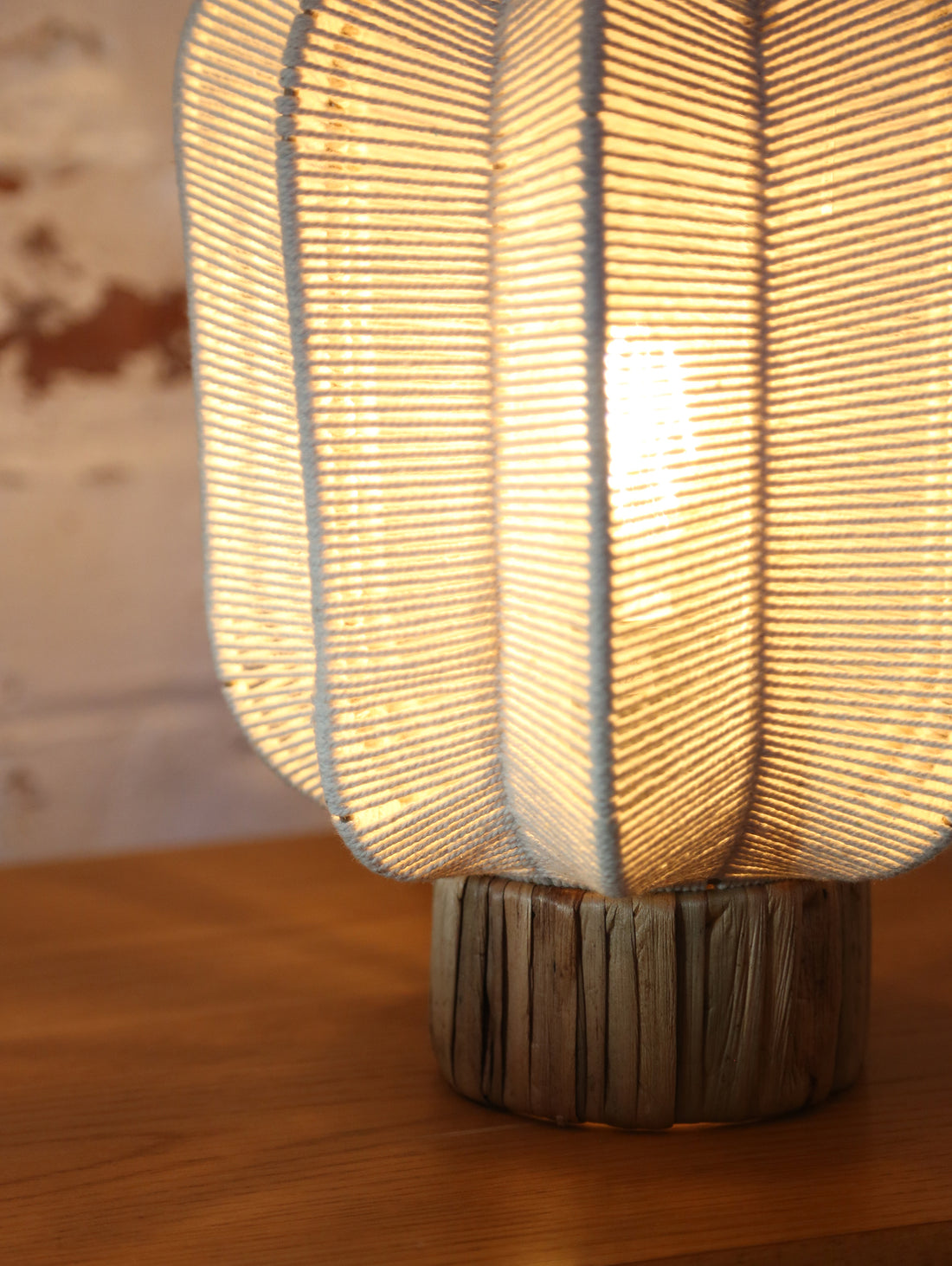 Cotton rope table lamp