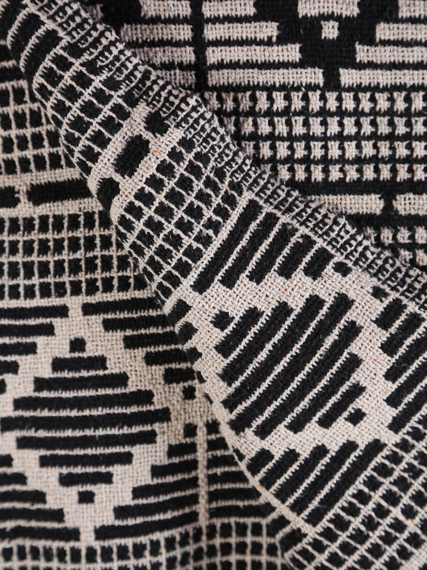 Gutte - Printed Recycled Cotton Throw - Black