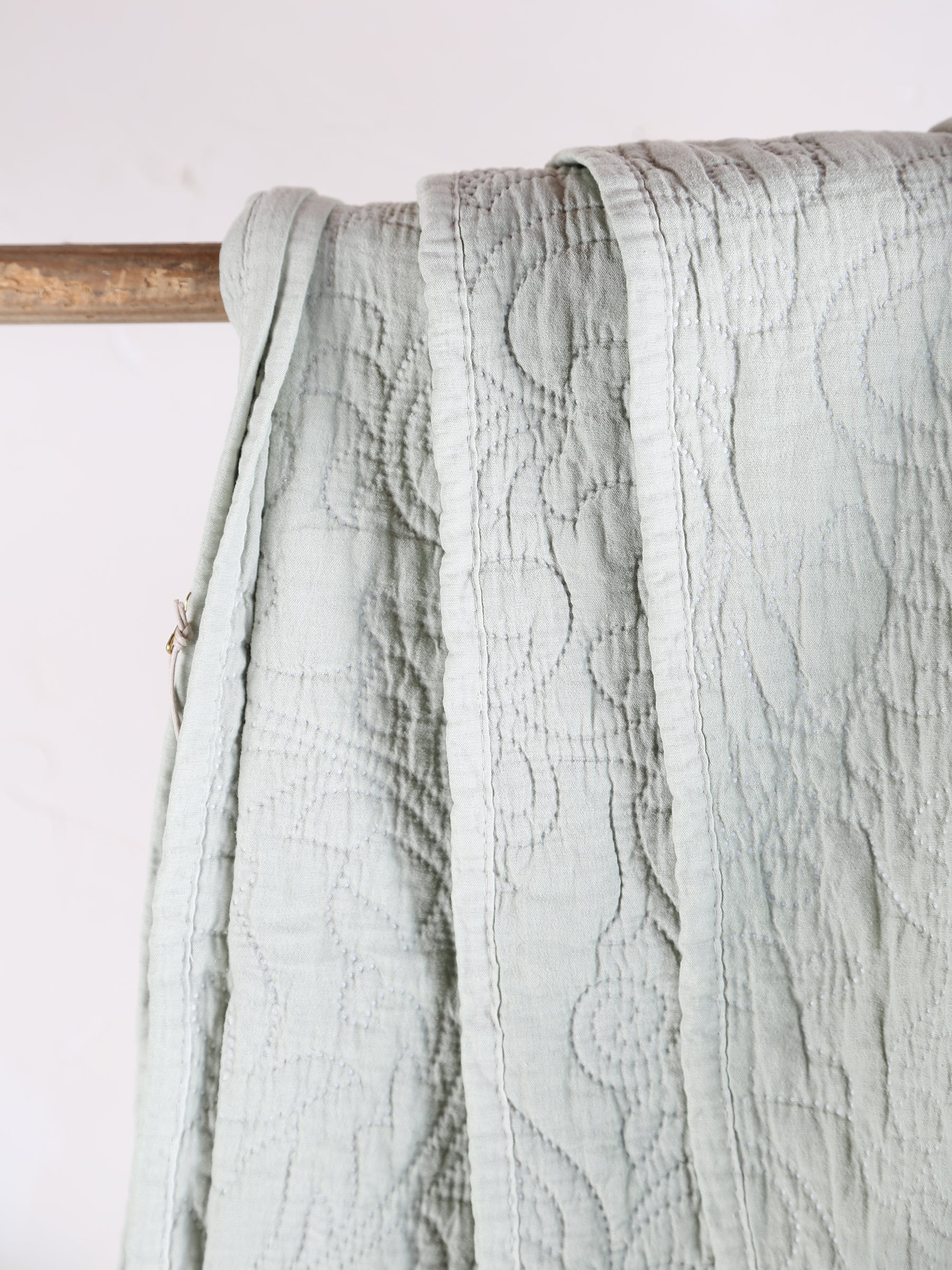 Isabelle Quilted Throw - Light Sage