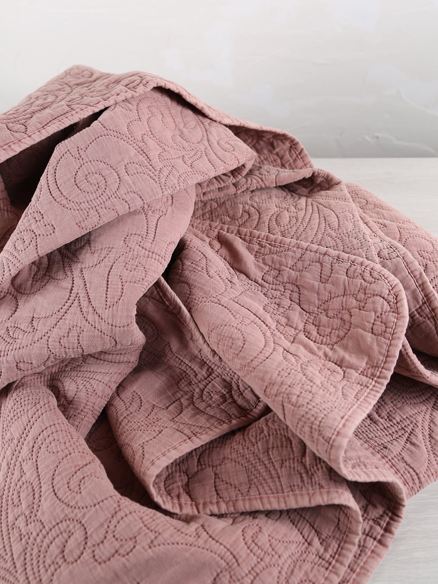 Isabelle Quilted Throw - Dark Rose