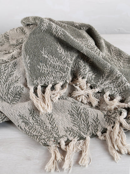 Gabriela Recycled Cotton Throw - Leaf Green AUGUST