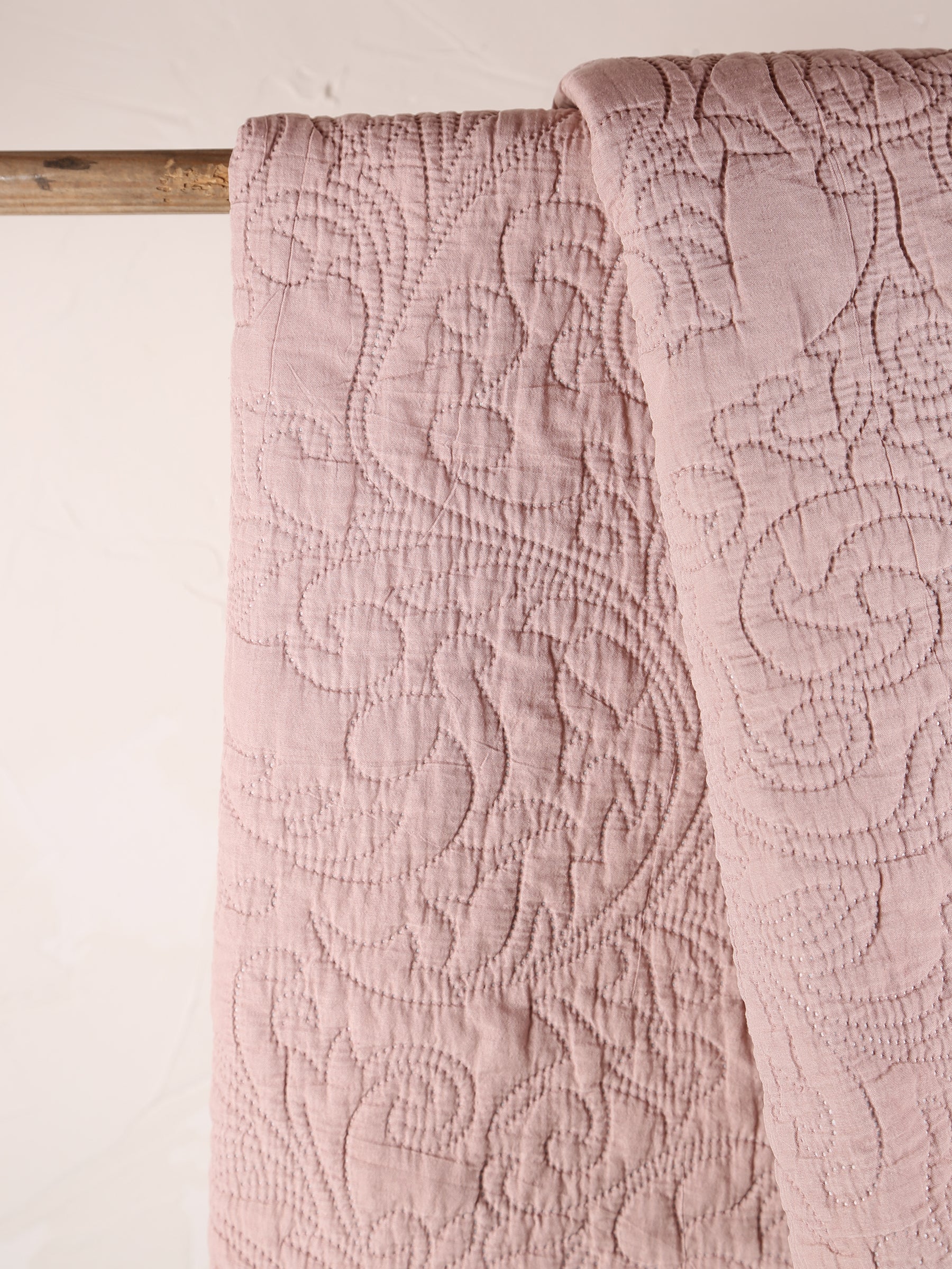 Isabelle Quilted Throw - Rose