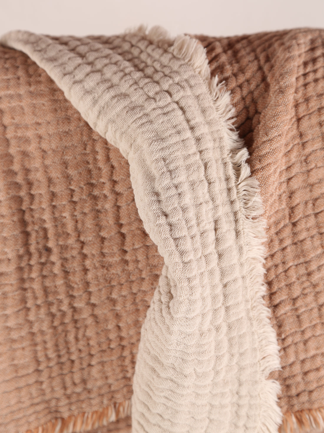 Emilio Recycled Textured Throw - Epicia - 130x200