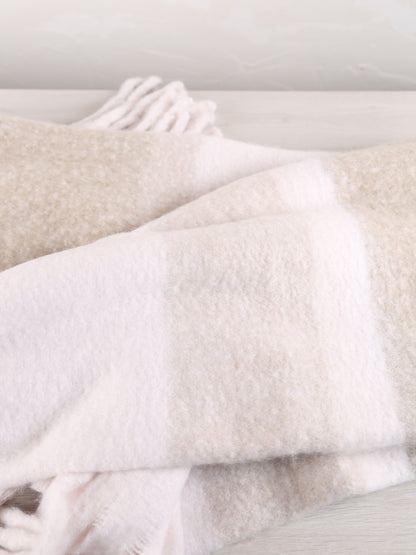 Isabel Striped Recycled Plain Throw - Naturel - 130 X 160