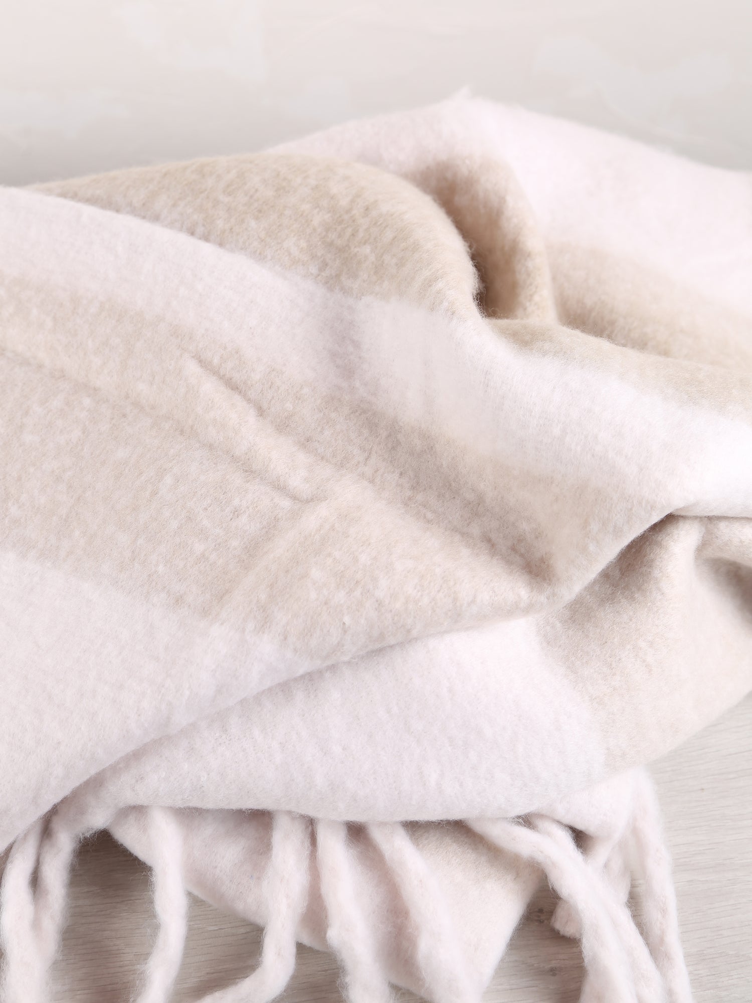 Isabel Striped Recycled Plain Throw - Naturel - 130 X 160