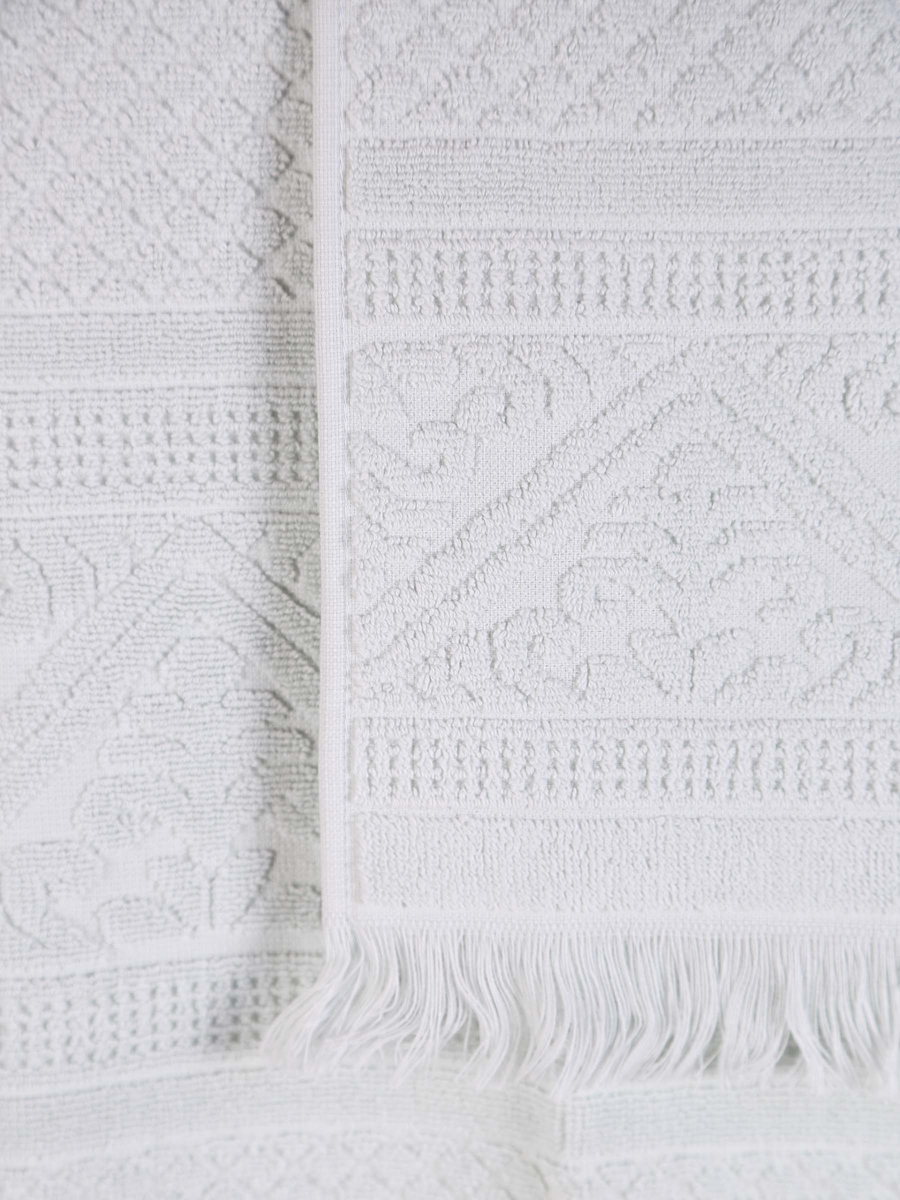 Embossed Jacquard Towel in Jade - 4 Sizes Available