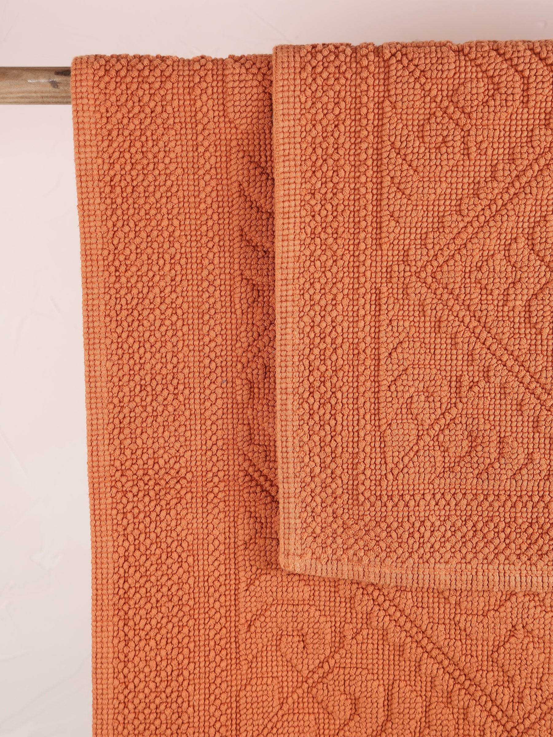 Enzo Bath Mat - Cuirve