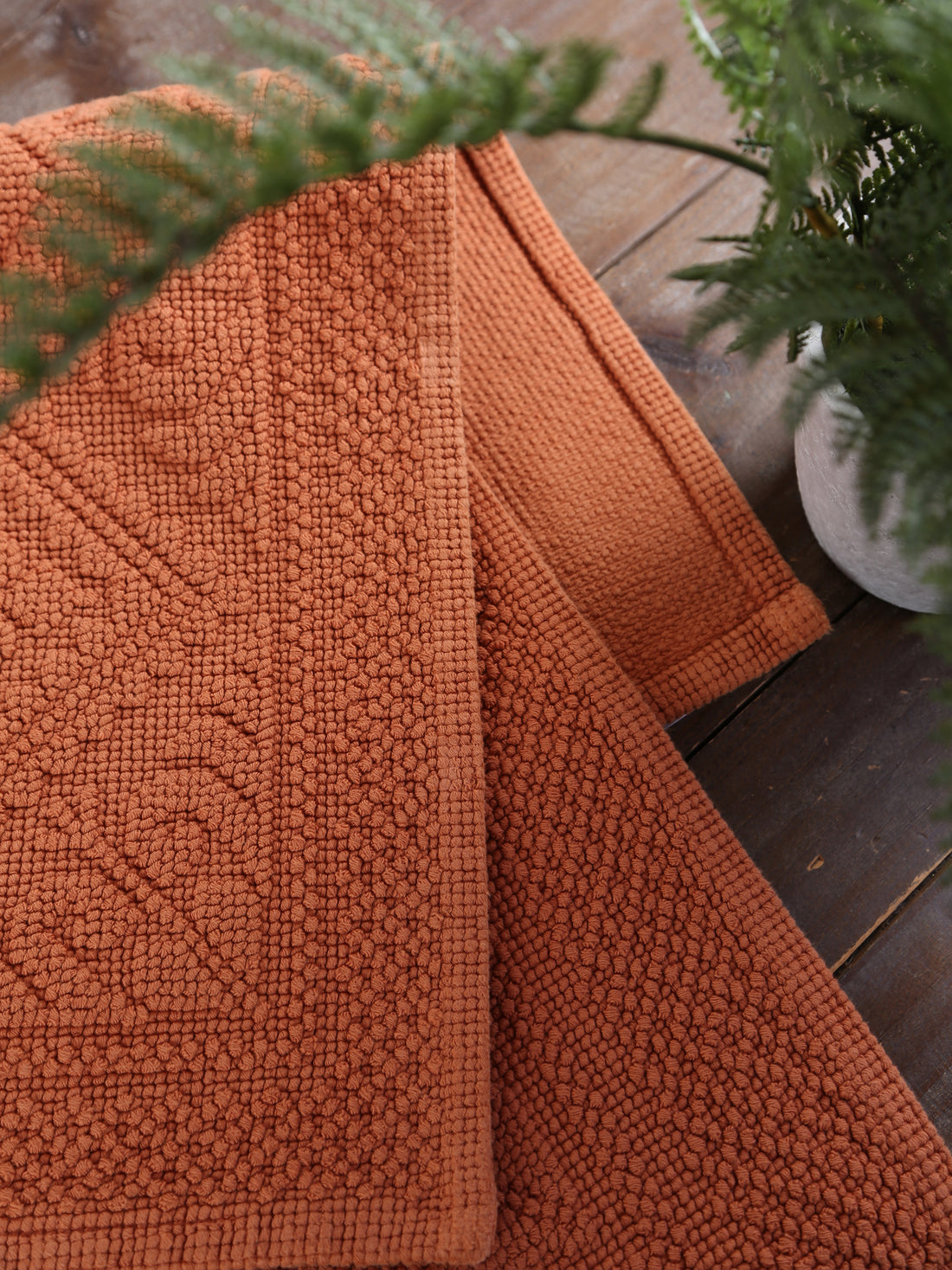 Enzo Bath Mat - Cuirve