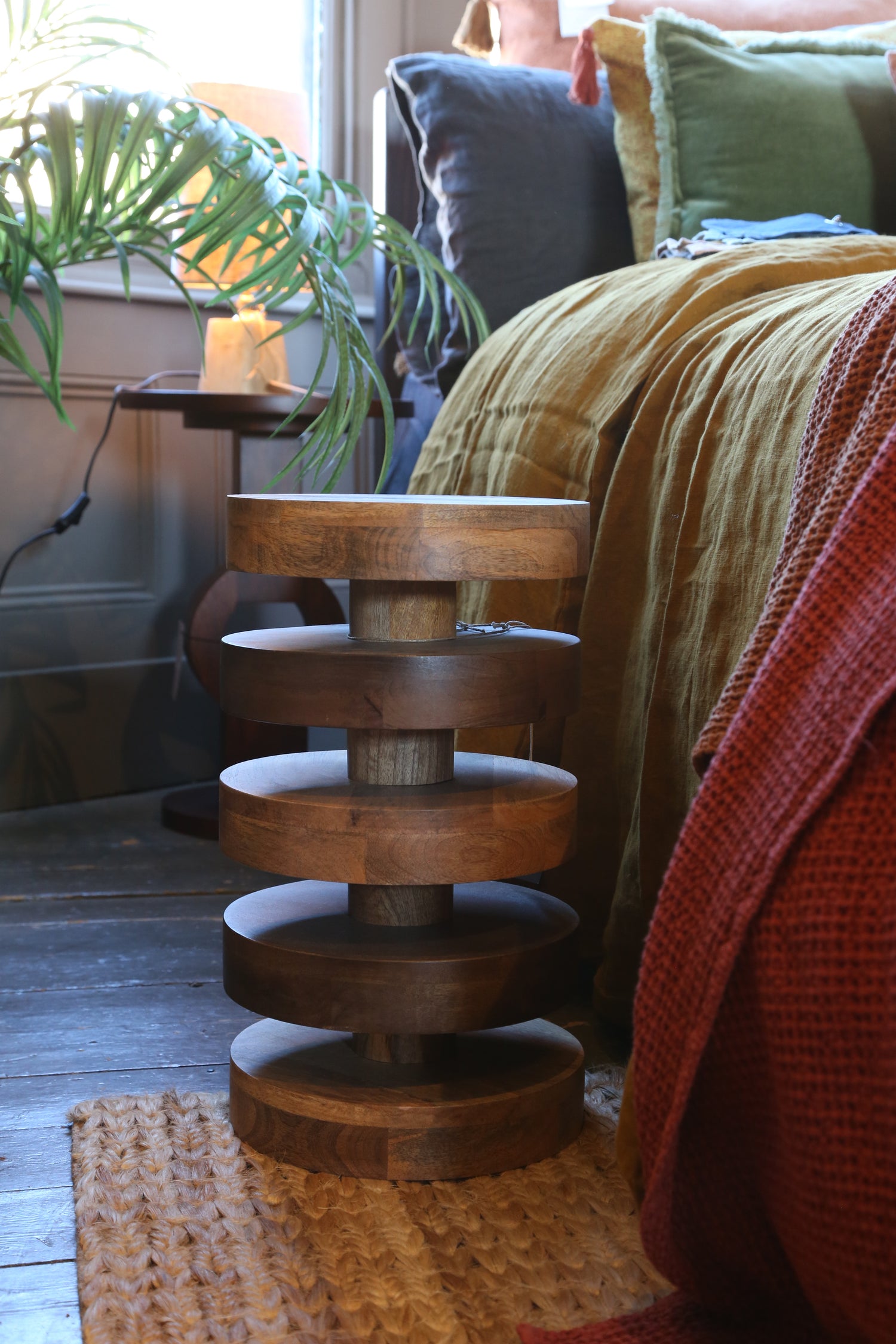 Franka Side Table - Shaded Brown - Mango Wood