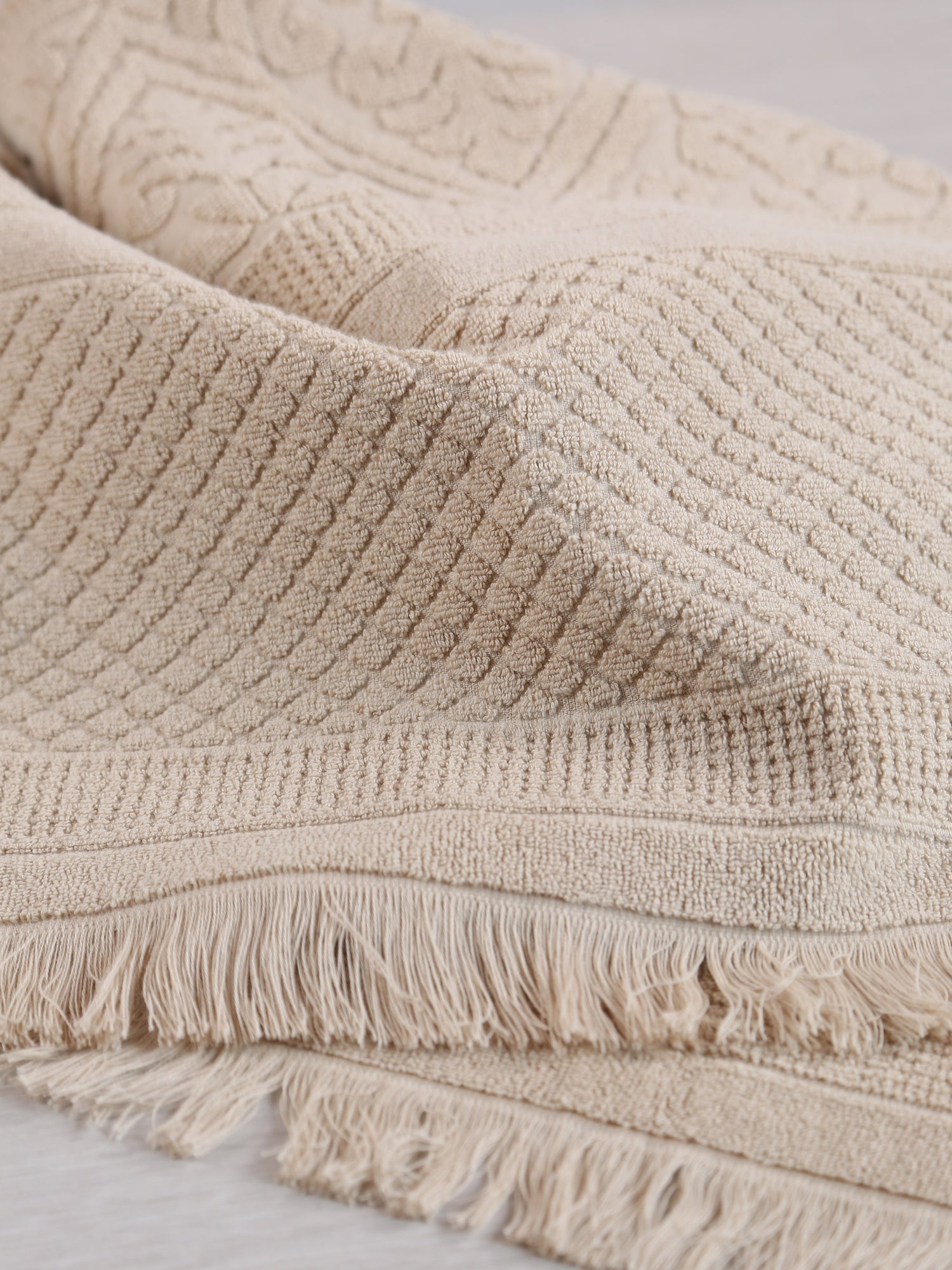 Embossed Jacquard Towel - Lin - 4 Sizes Available