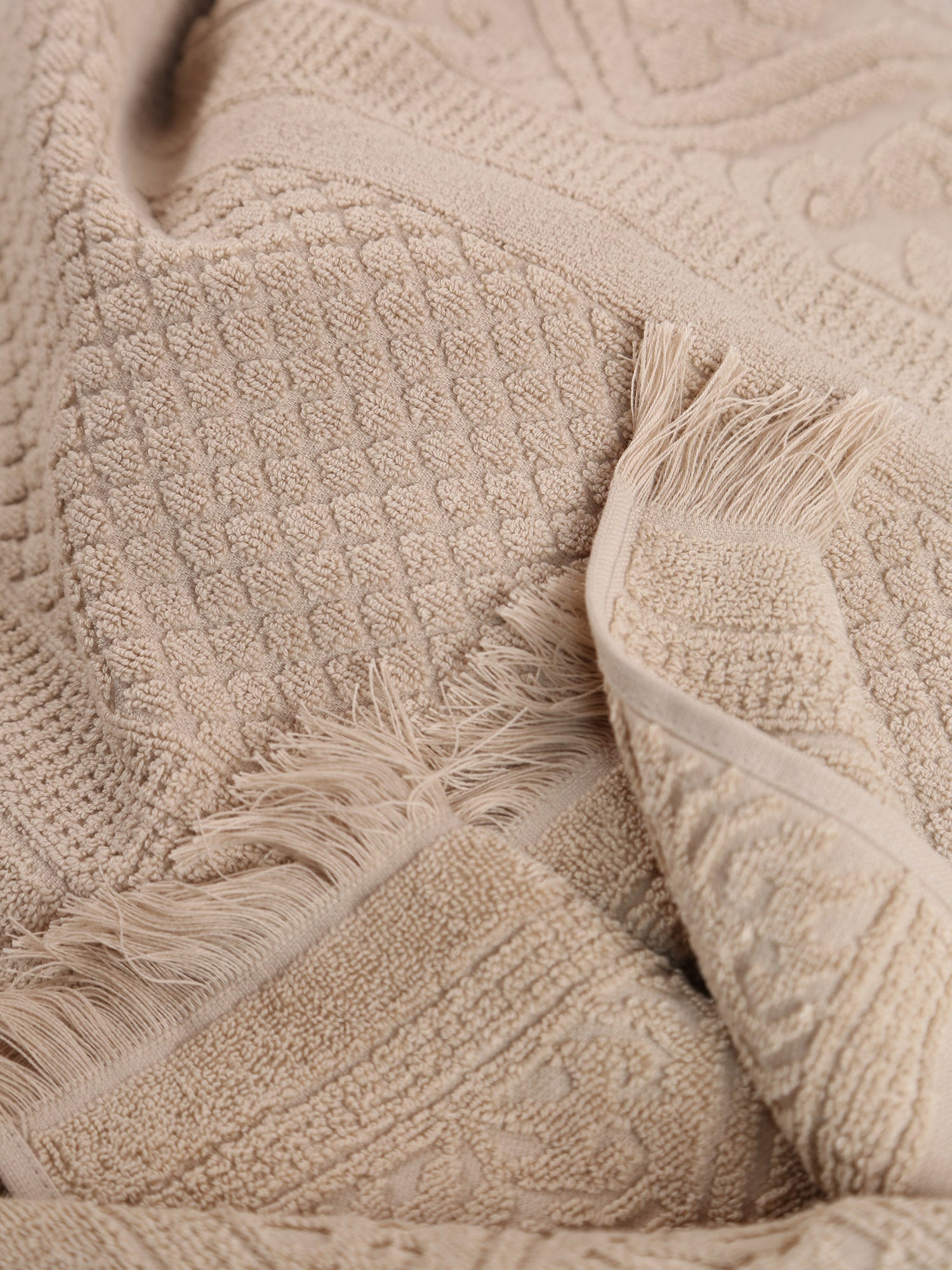 Embossed Jacquard Towel - Lin - 4 Sizes Available