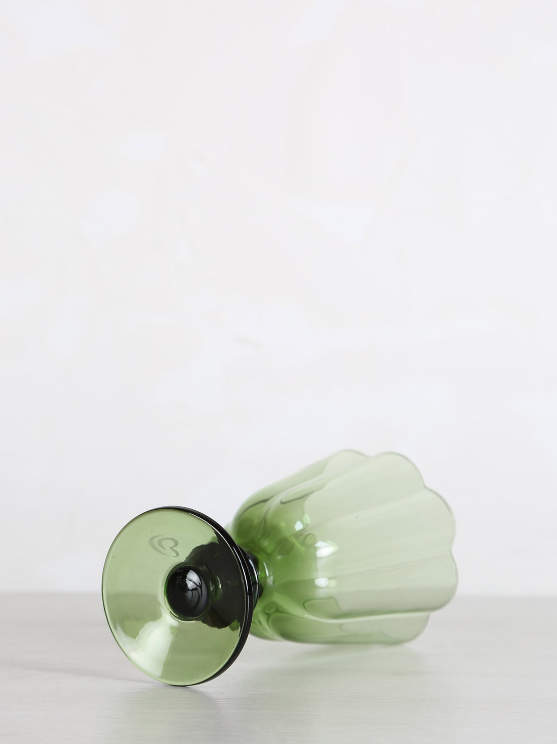 Floretta Fluted Wine Glass - Green -  9X9X15.5 cm
