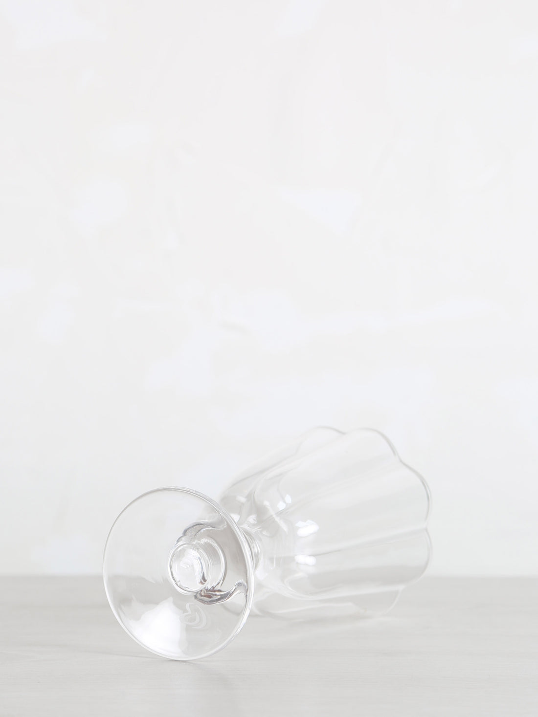 Floretta Fluted Wine Glass - Clear -  9X9X15.5 cm