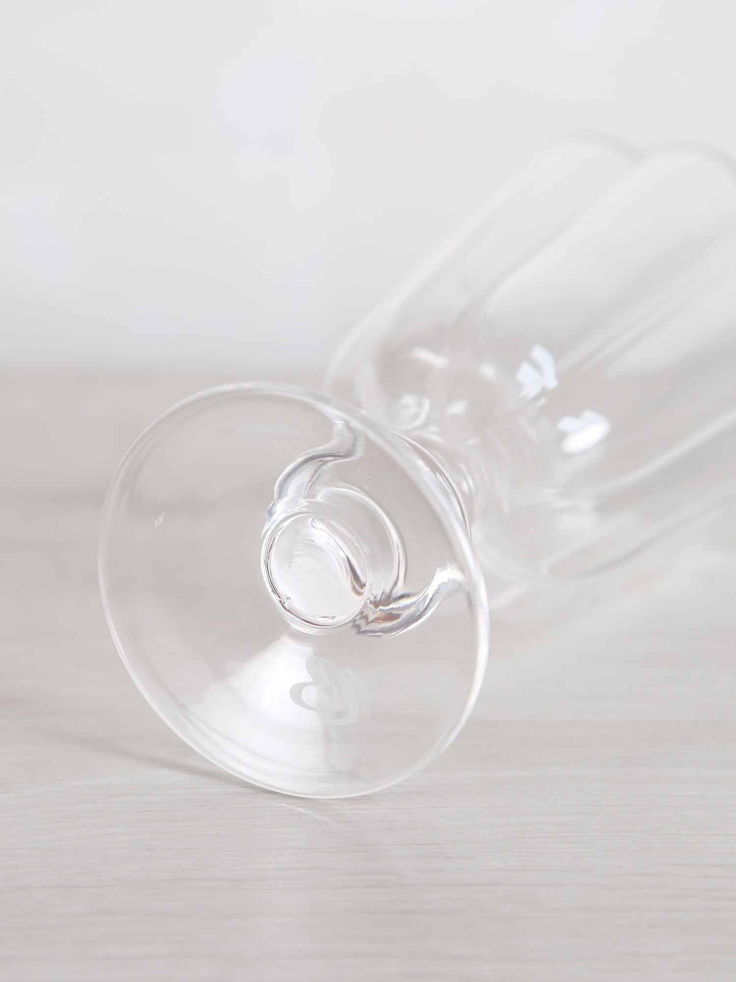 Floretta Fluted Wine Glass - Clear -  9X9X15.5 cm