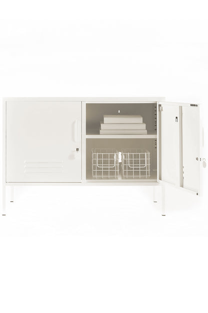 The Lowdown in White