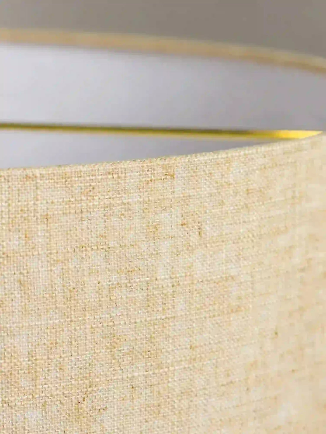 Rui Textured Table Lamp