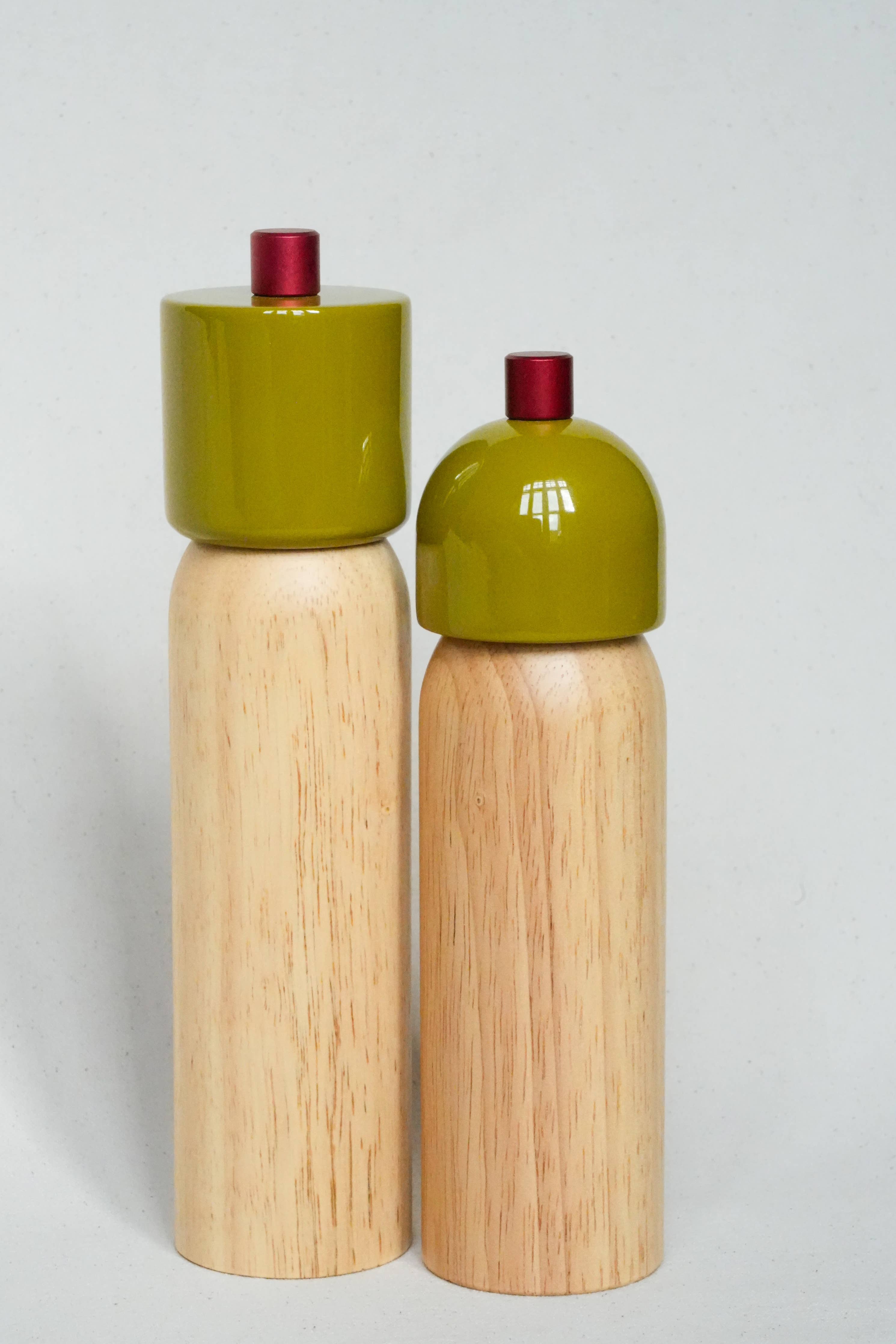 New! Salt &amp; Pepper Grinder - Olive &amp; Red