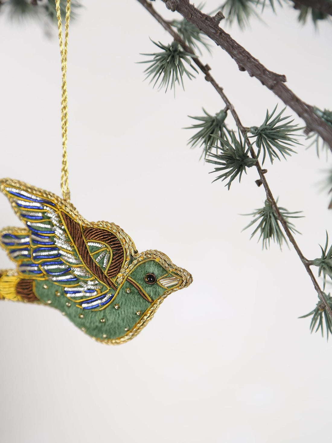 GREEN EMB BEADED BIRD