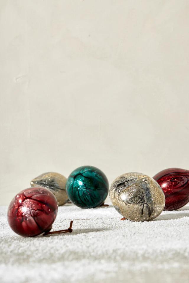 Nosille bauble - Pomegranate
