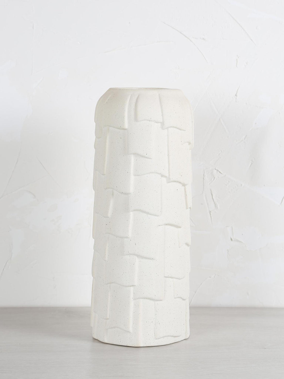 Leima Matt Ceramic vase - cream